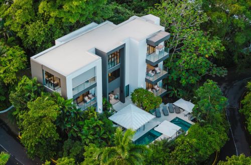 Outside view of Mirazul, ensconced within the jungle foliage